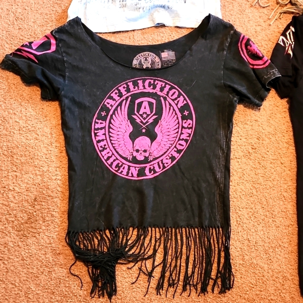 Reserved 4 affliction and 2 daytrip shirt
